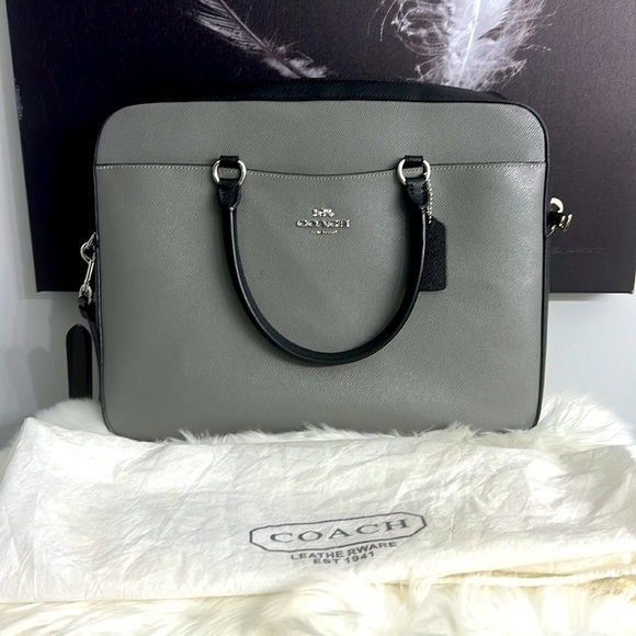Coach Bags Authentic Coach Grained Leather Laptop Bag Poshmark